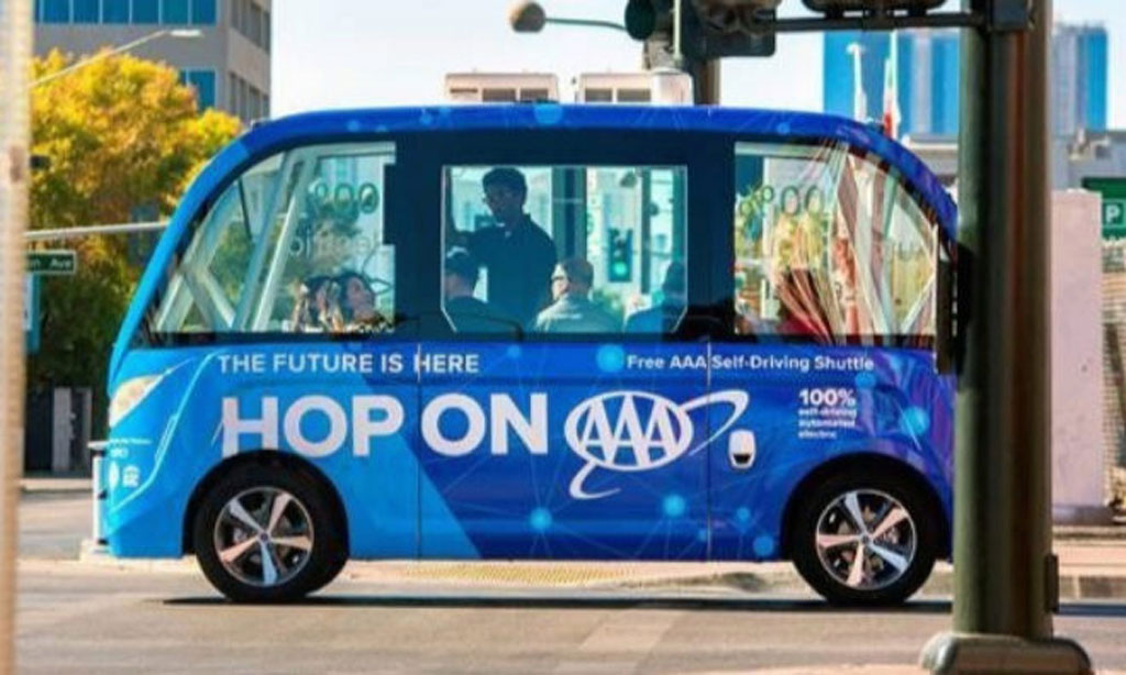 Colisión del primer minibús autónomo de Las Vegas