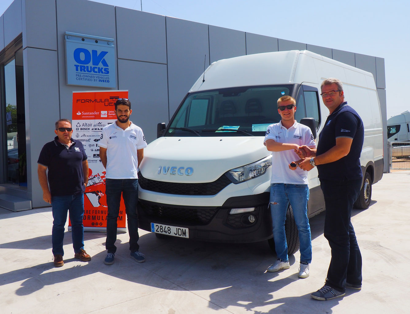 Iveco cede un Daily al equipo «Formula UEM»