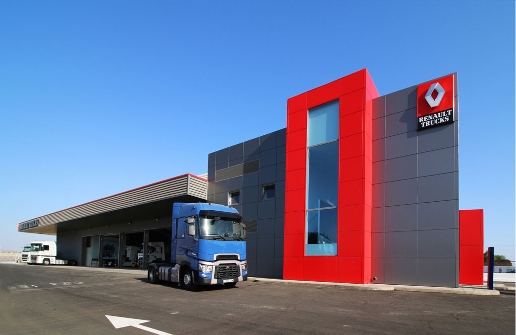 R1 Gama Almería: nuevo punto de Renault Trucks