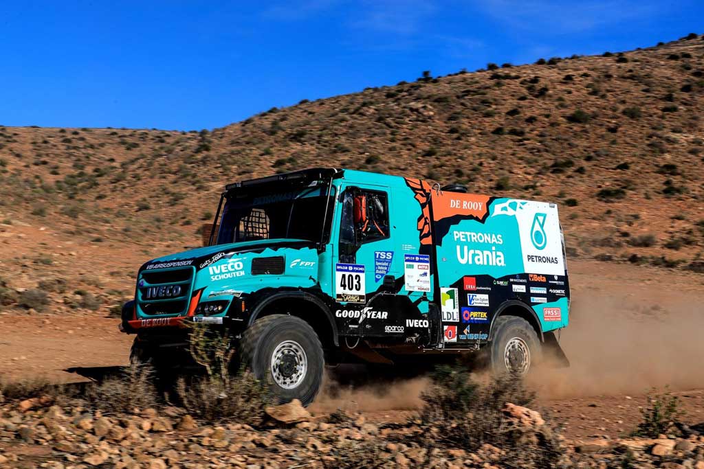 De Rooy Iveco podio en la primera etapa Africa Eco Race 2018