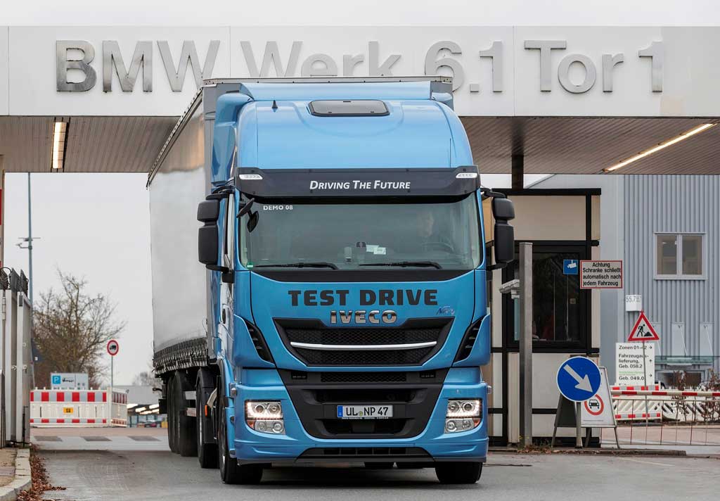 Colaboración de Iveco y BMW por la tecnología GNL