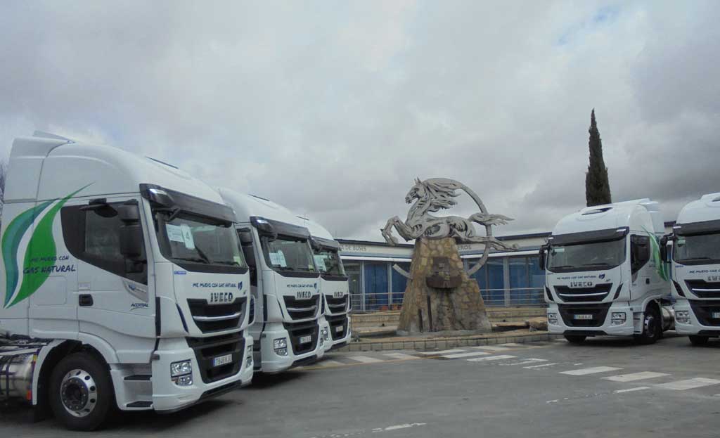 Acotral amplía su flota de gas natural con 10 Iveco Stralis NP 400