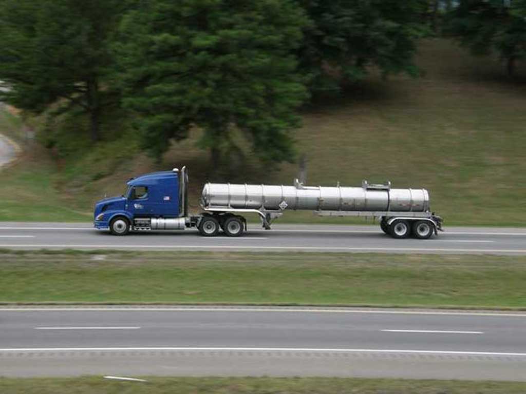 La Guardia Civil denuncia a un camionero de mercancías peligrosas por dar positivo en cocaína
