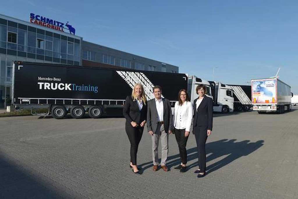 Mercedes-Benz colabora con Schmitz Cargobull