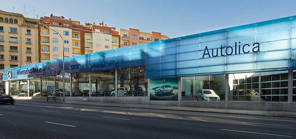 Autolica Industriales comercializa 20 tractoras y un megatrailer de Mercedes-Benz