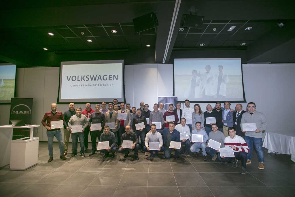 MAN Truck & Bus Iberia certifica su primer promoción de técnicos y asesores de servicio