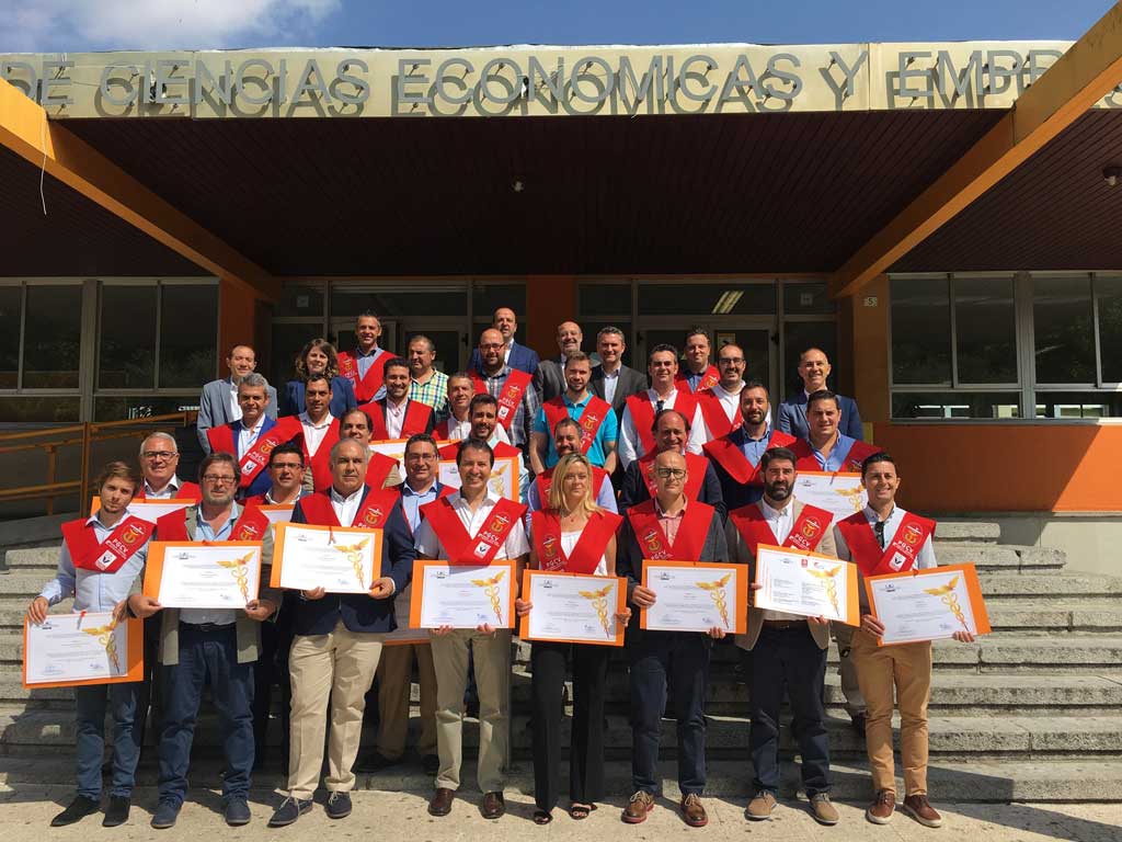 La primera promoción Renault Trucks University resulta todo un éxito