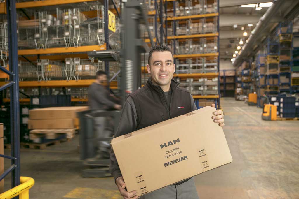 MAN Entrega2, compromiso de doble entrega diaria de recambios originales MAN Entrega2, compromiso de doble