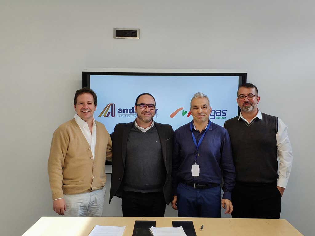 Andamur y Molgas presentan la red de estaciones de servicio multi-energía