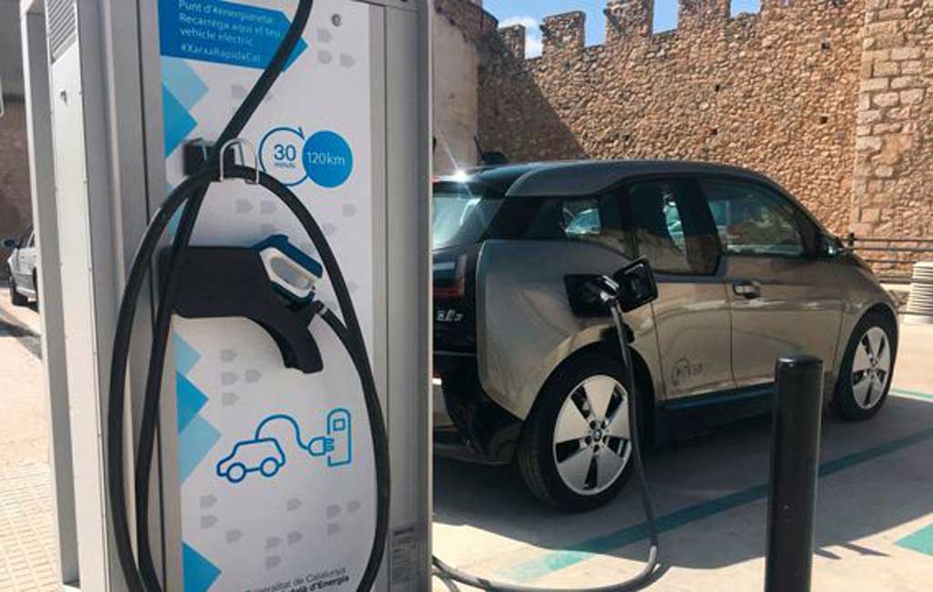 Catalunya suma 22 nuevas estaciones de recarga rápida para eléctricos