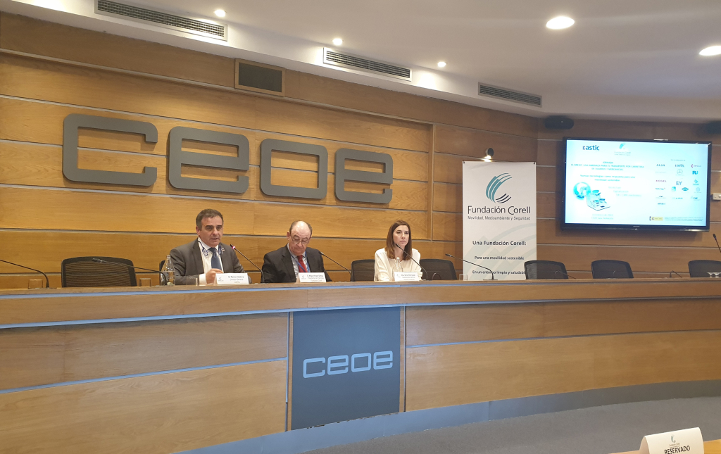 El transporte denuncia que el Brexit aboca al sector al precipicio