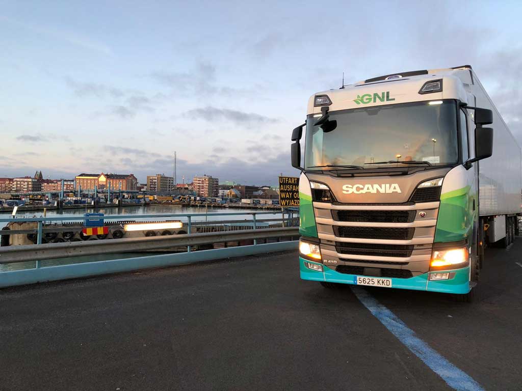 De Castellón a Estocolmo en un Scania de GNL