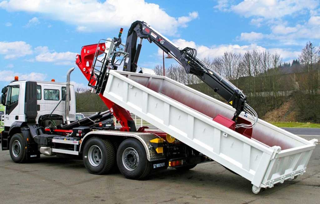 Exposición de los últimos modelos Hiab en las instalaciones de GSE Exposición de los últimos modelos Hiab