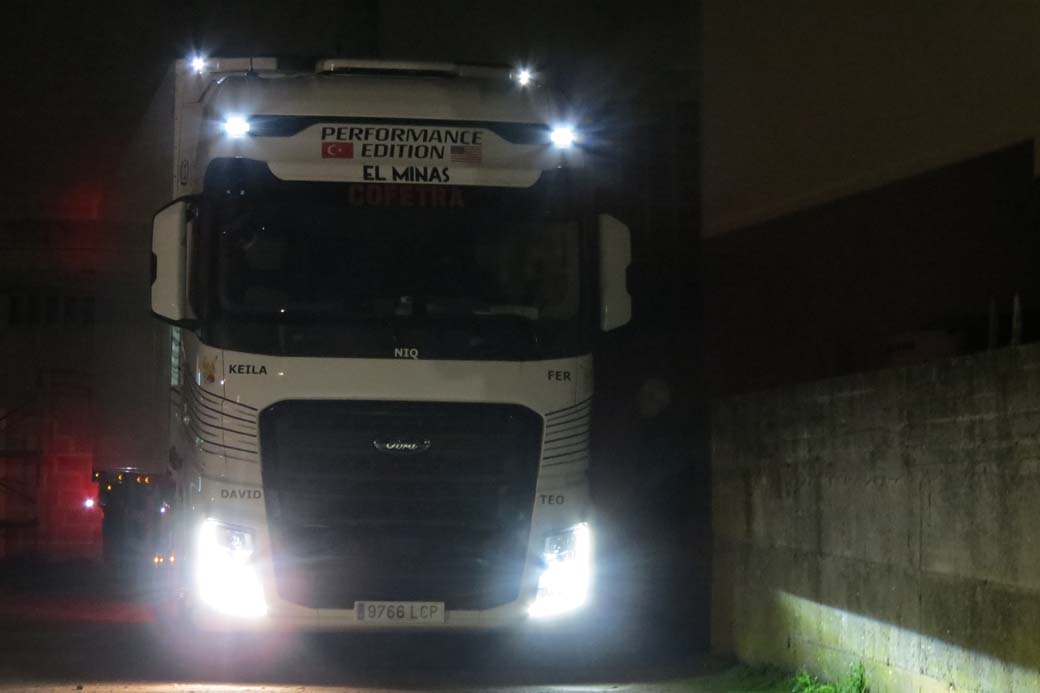 «El Minas» Al volante del primer Ford F-MAX en España