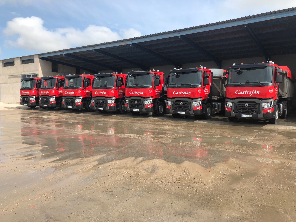 Hormigones Castrejón se hace con 7 tractoras Renault Trucks