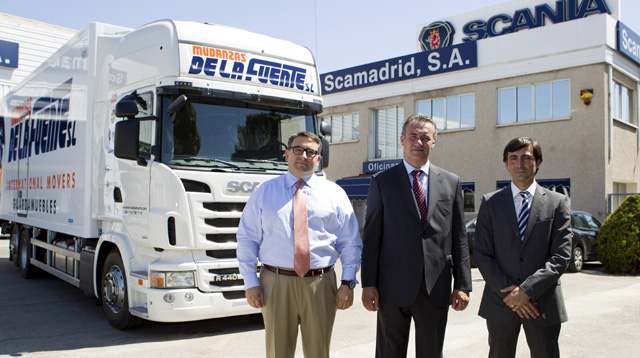 Scania entrega a Mudanzas de la Fuente el primer vehículo Euro 6 en España