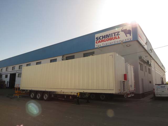 Schmitz Cargobull premia a su planta española de Figueruelas