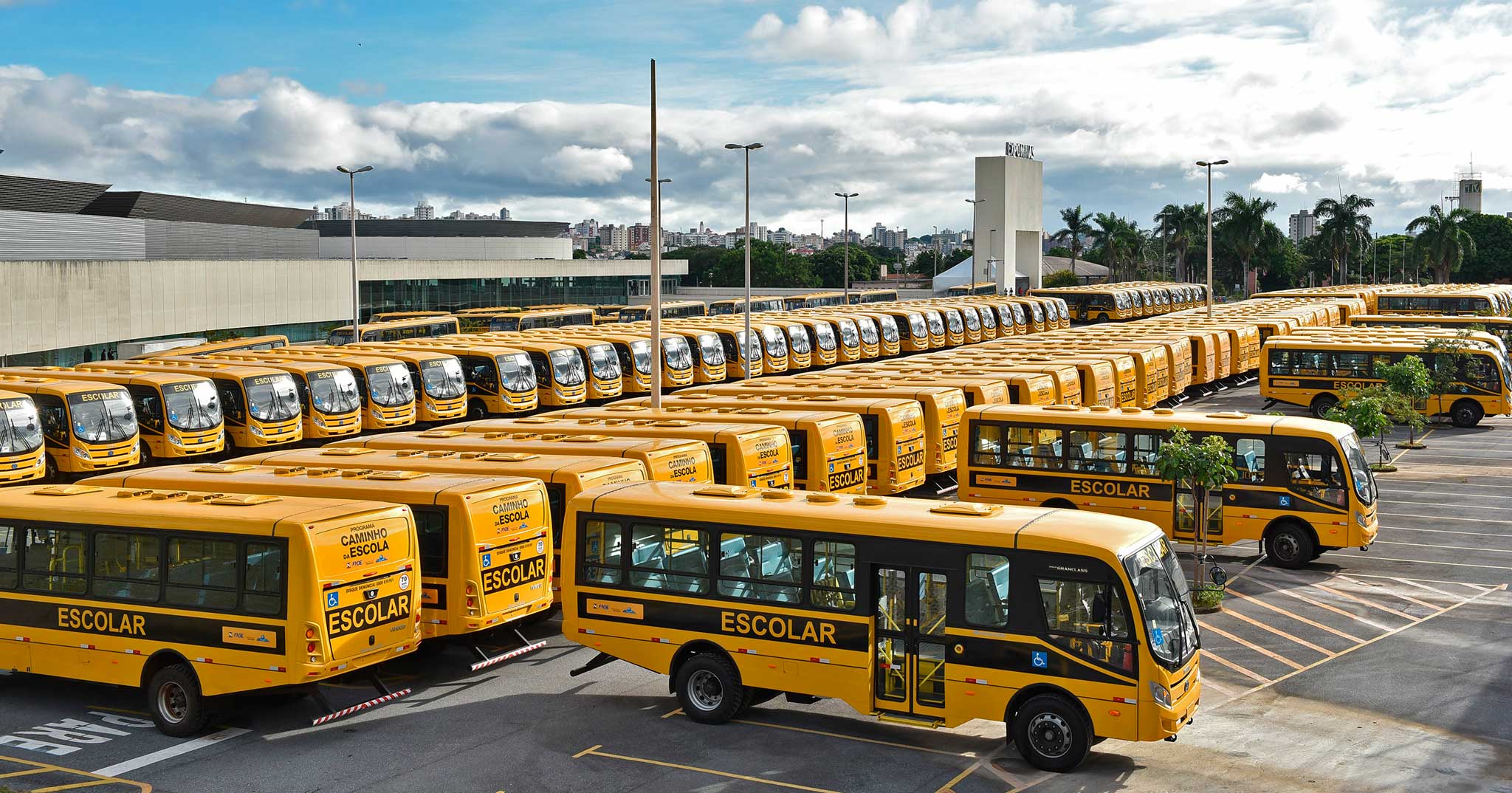 Iveco entrega 628 autobuses en Brasil