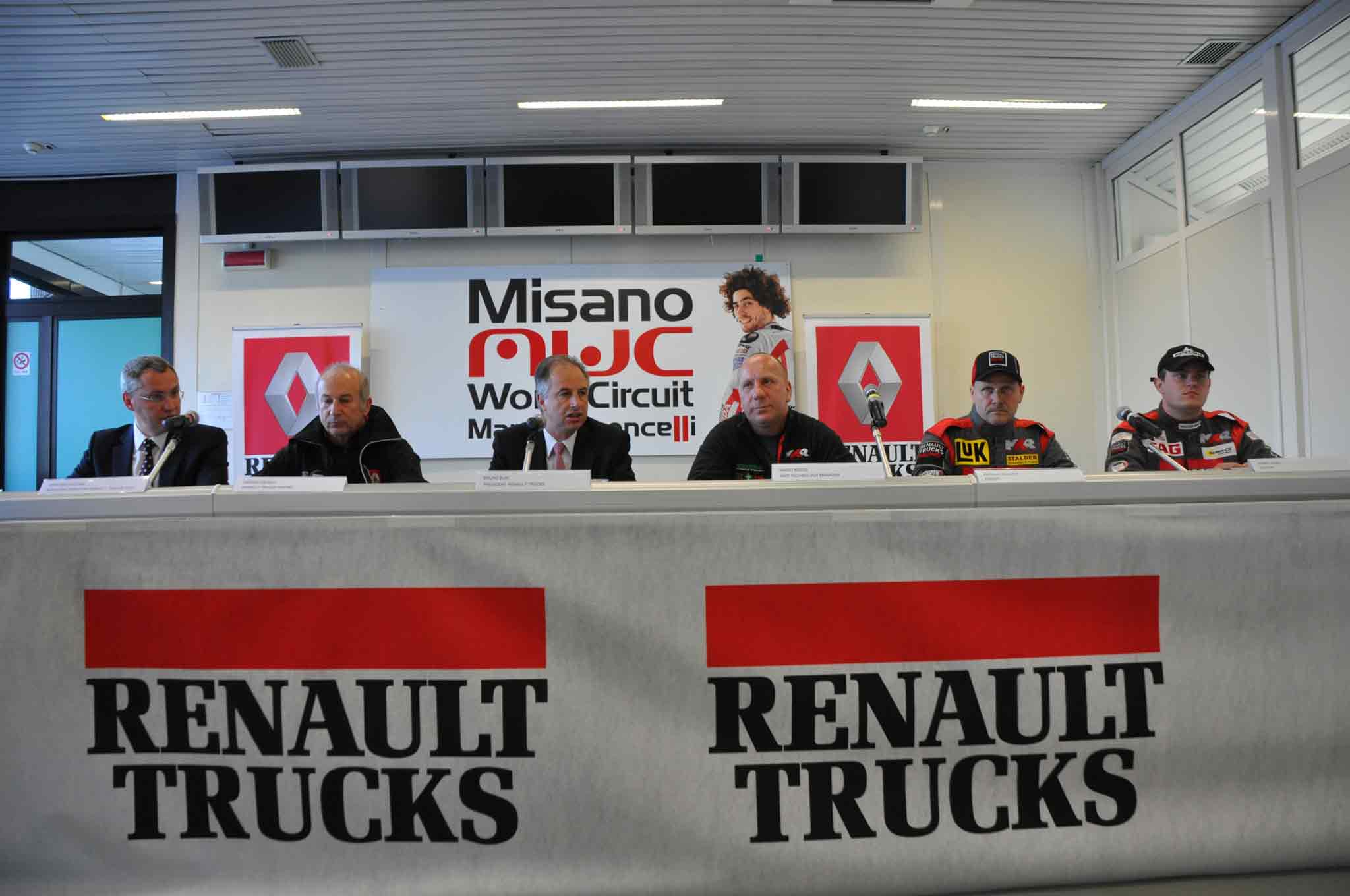 Presentación del equipo Renault Trucks- MKR Technology Renault Trucks- MKR Technology