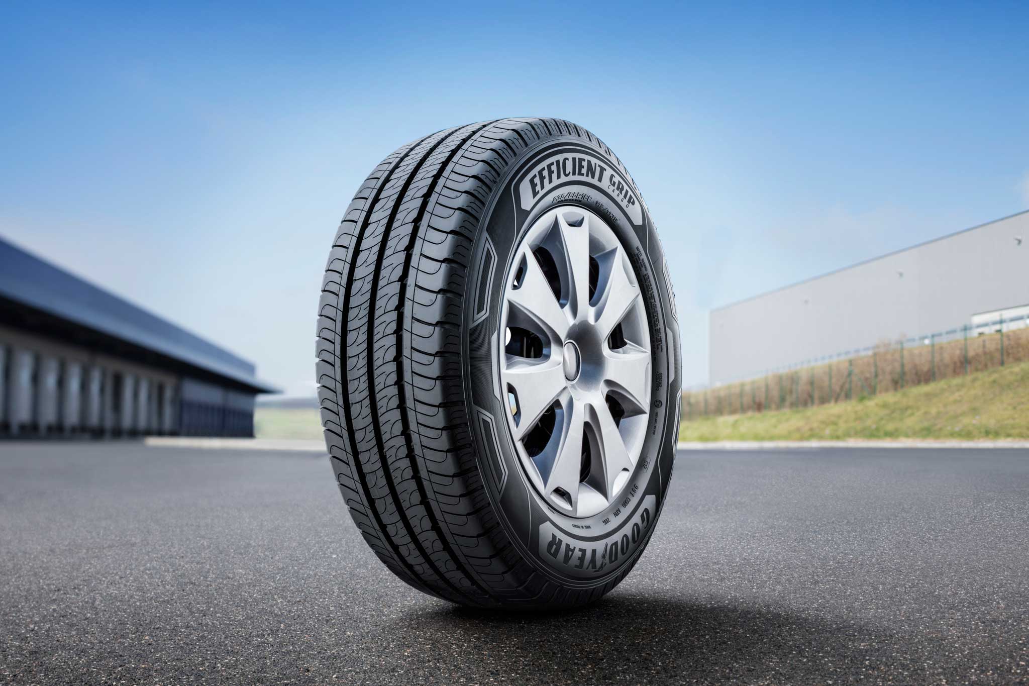 Dekra confirma la durabilidad de los Goodyear
