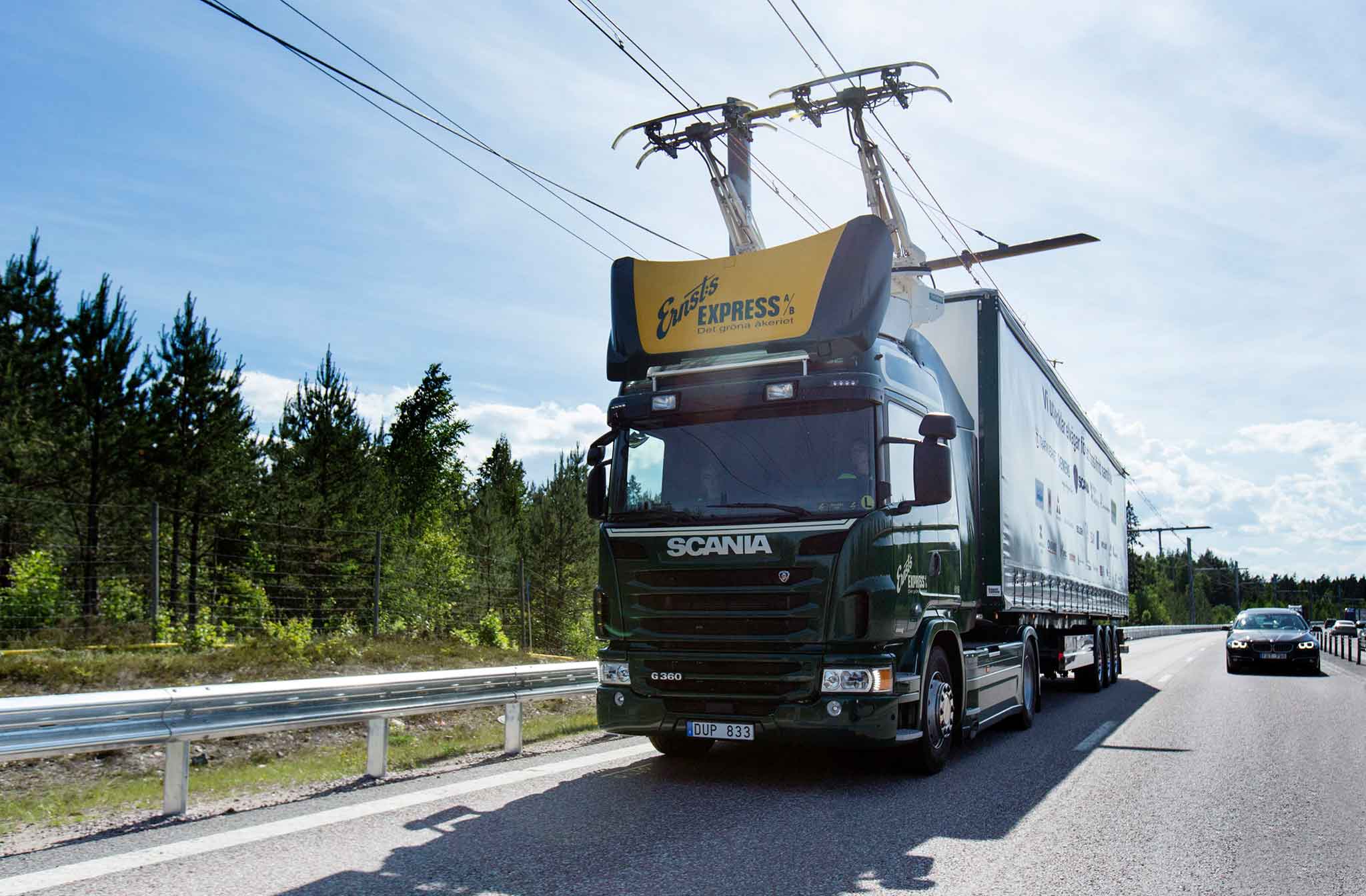 Suecia inaugura con Scania la primera carretera para vehículos eléctricos