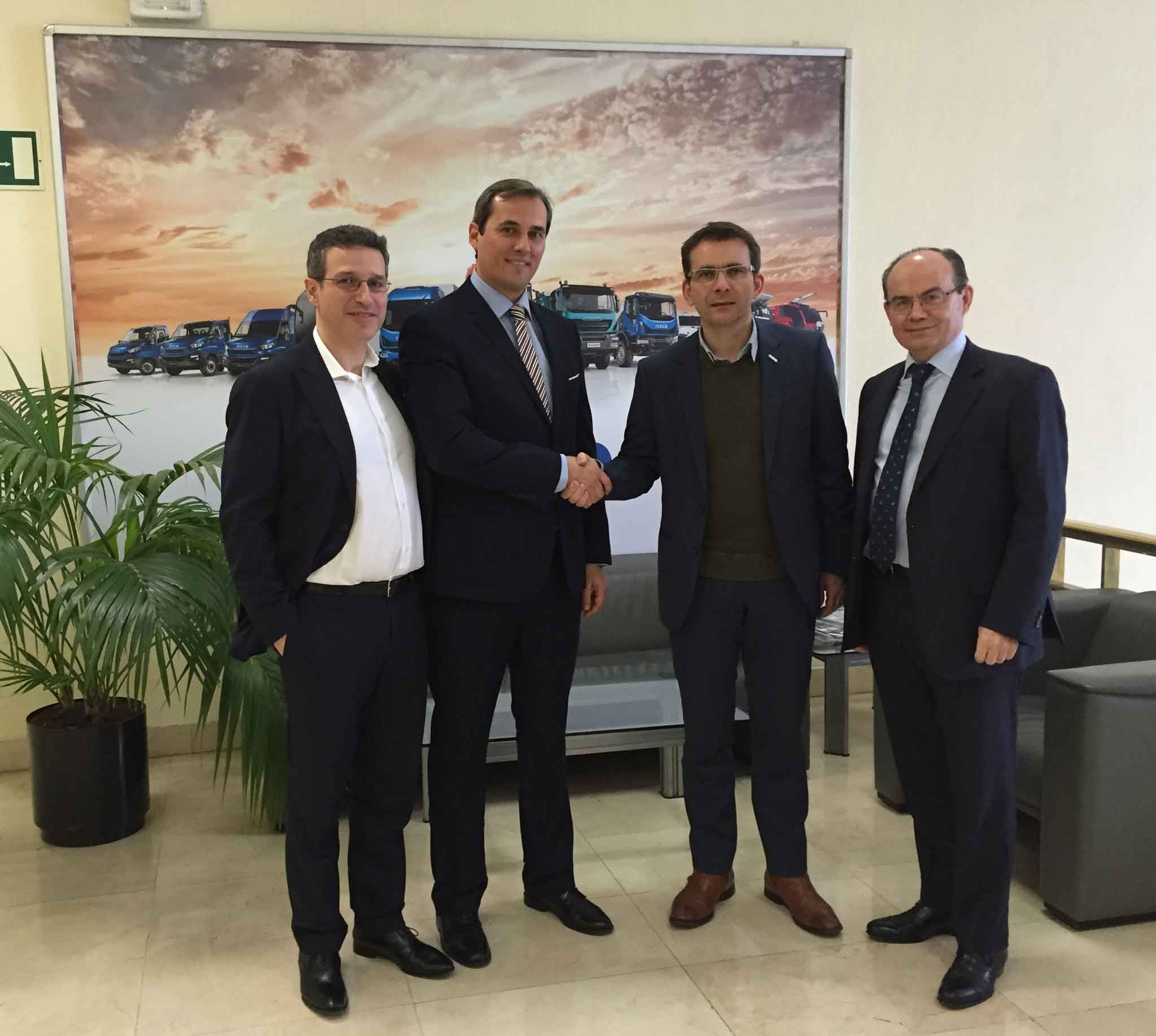 Iveco España reorganiza y especializa su red de concesionarios