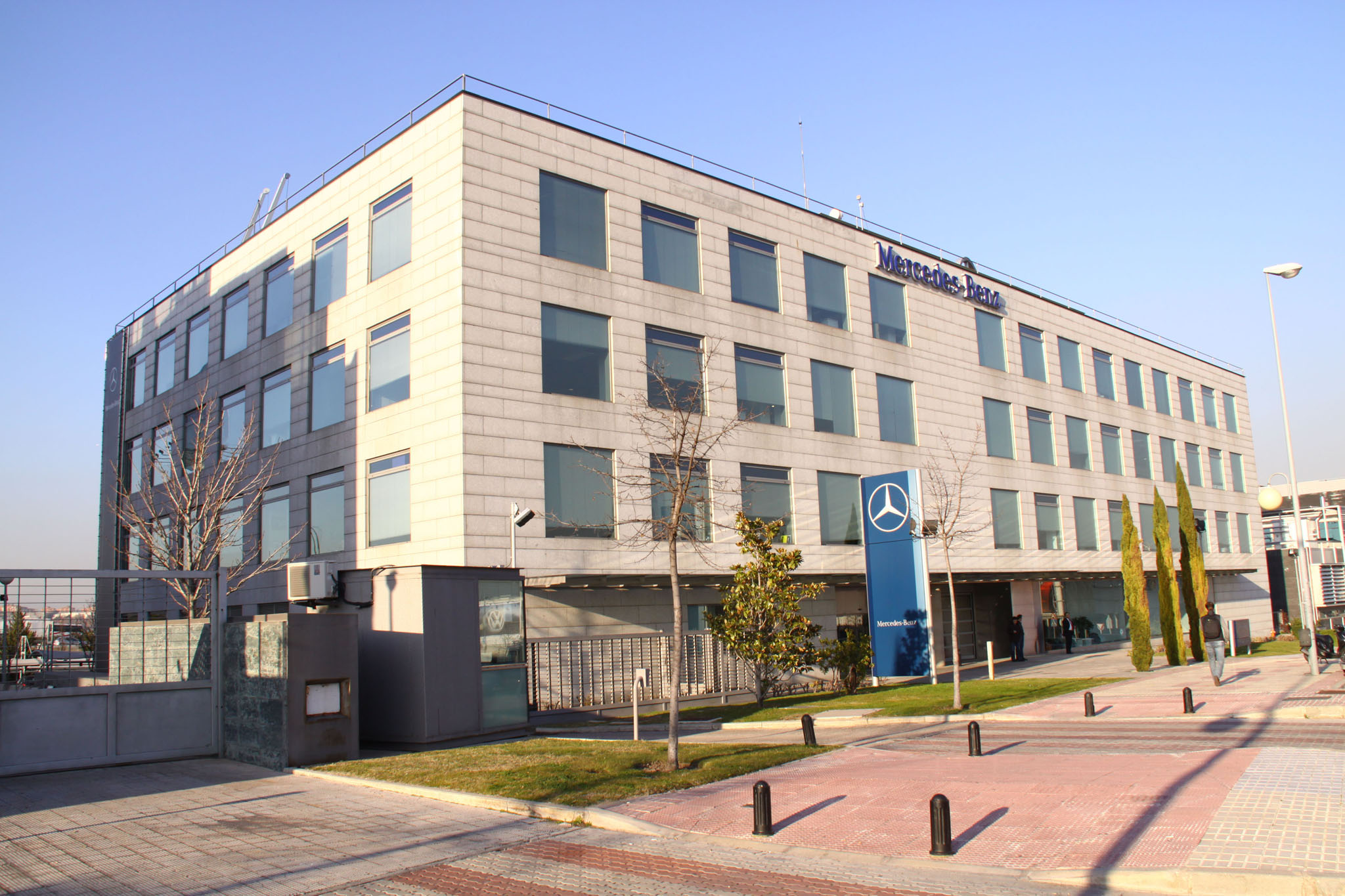 Mercedes-Benz Financial Services España premiada en Best Workplaces 2016