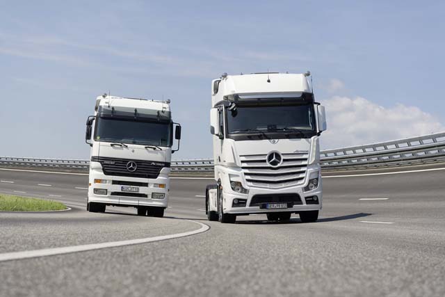 Daimler reorganiza su estructura en España