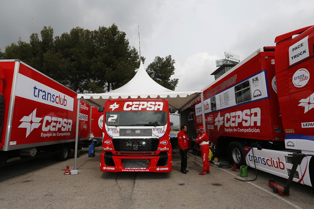 Antonio Albacete vende su camión de carreras