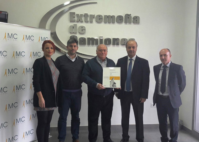 Extremeña de Camiones, premiado por su labor en prevención de riesgos laborales