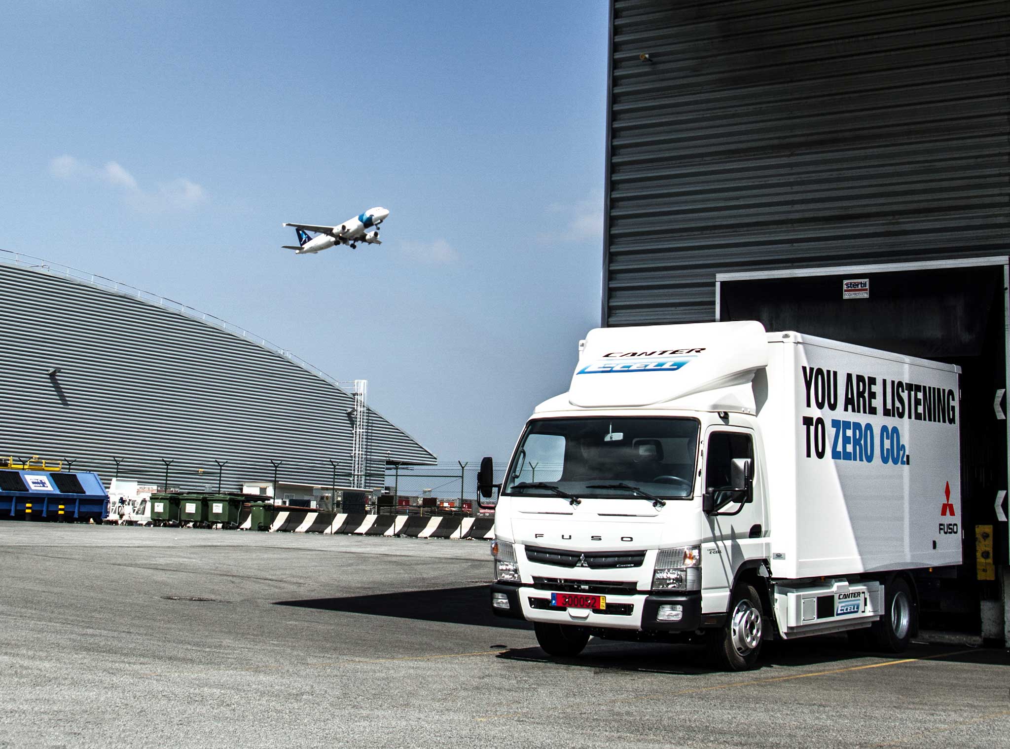 Fuso amplía su gama con el eléctrico Canter E-Cell