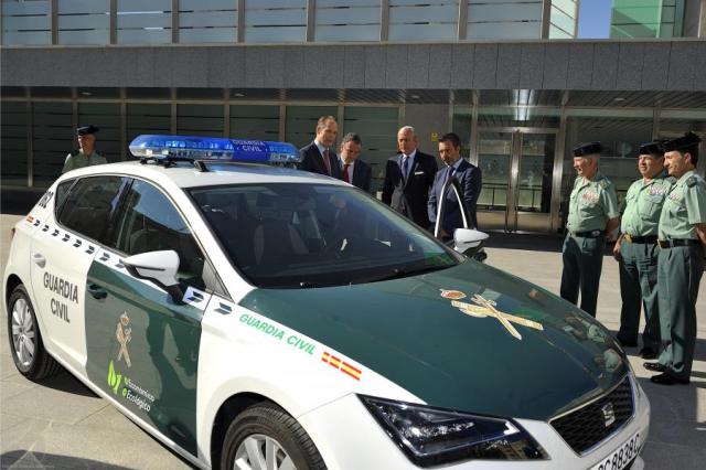 El primer coche de gas natural de la Guardia Civil