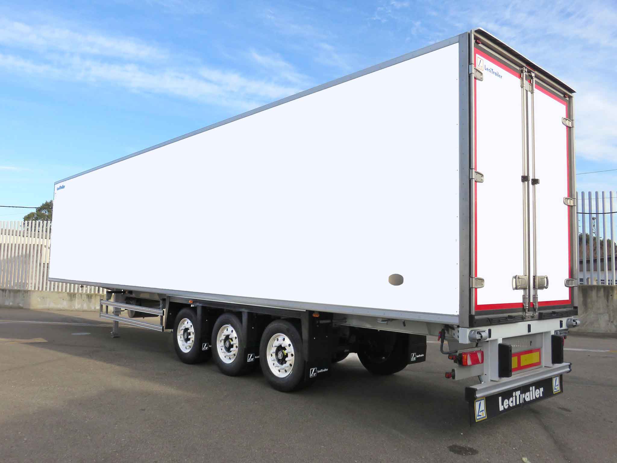 LeciTrailer presenta su nuevo semirremolque frigorífico aligerado