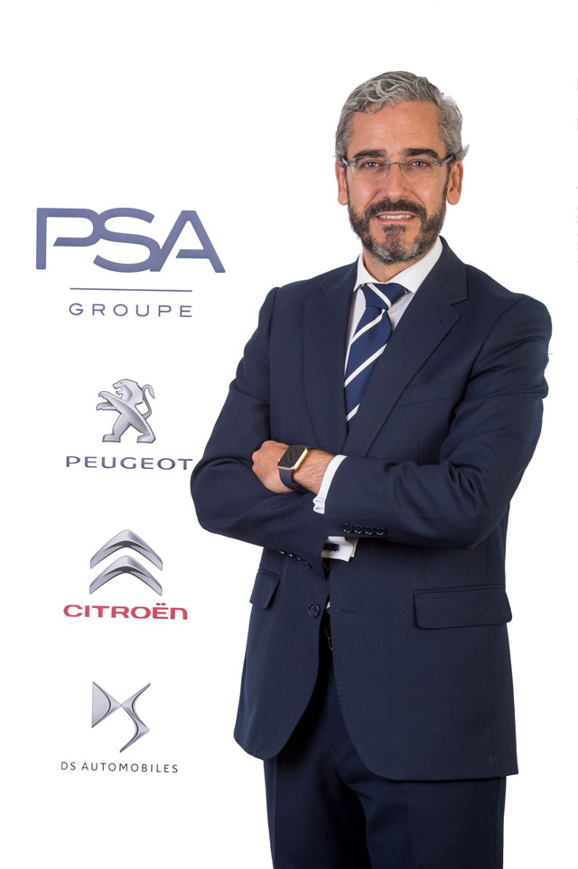 José Antonio León Capitán, Director de Comunicación y RRII de PSA