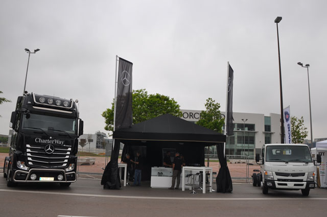 El Mercedes-Benz Actros y el Mitsubishi Fuso Canter en el Solocamion Festival