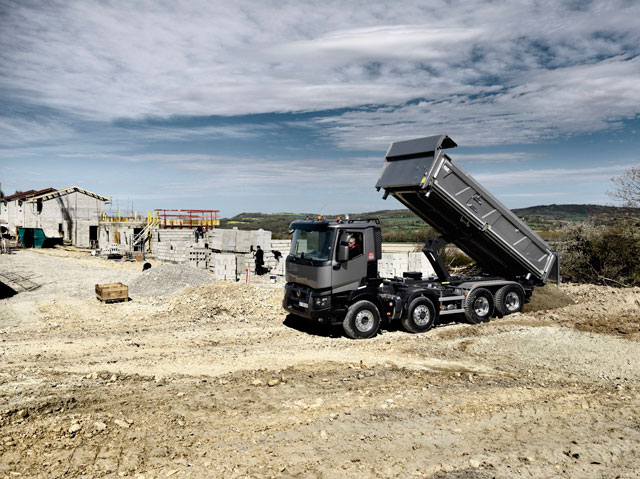 Renault Trucks dota del OptiTrack a los modelos 4 ejes