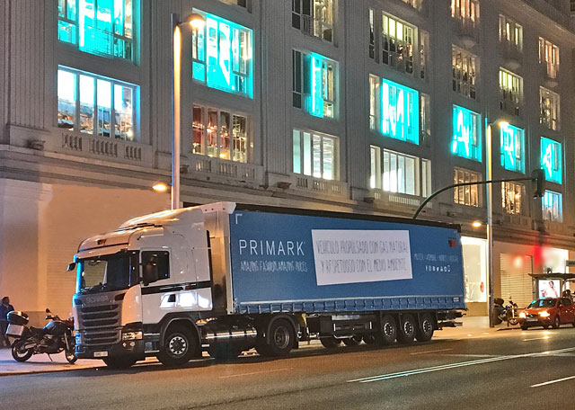Primark distribuirá la ropa con camiones de GNL