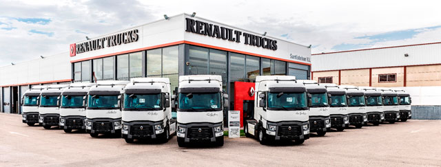 Famaguilera incorpora 12 Renault Trucks T