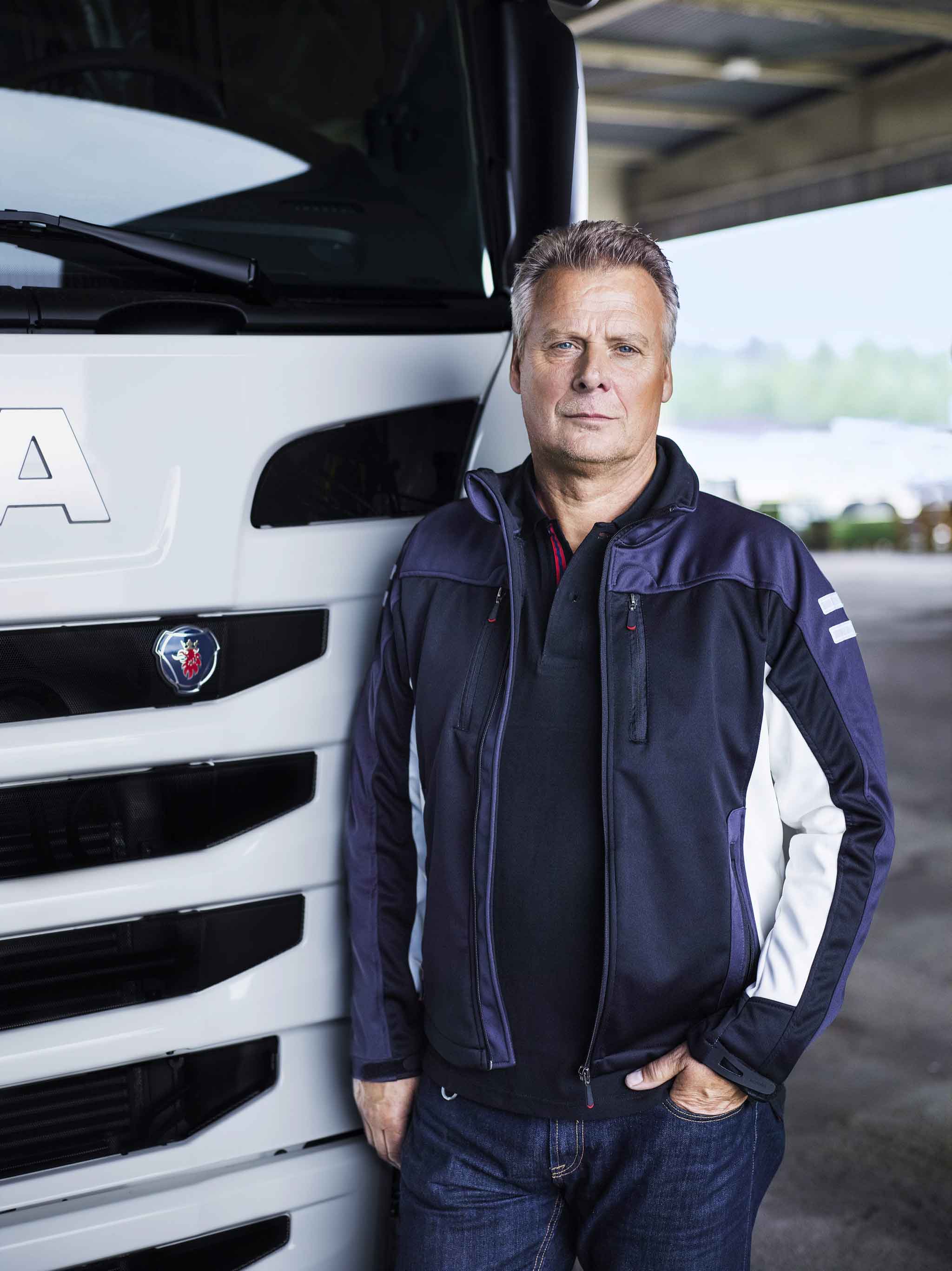 Scania lanza el servicio de descarga remota de tacógrafo