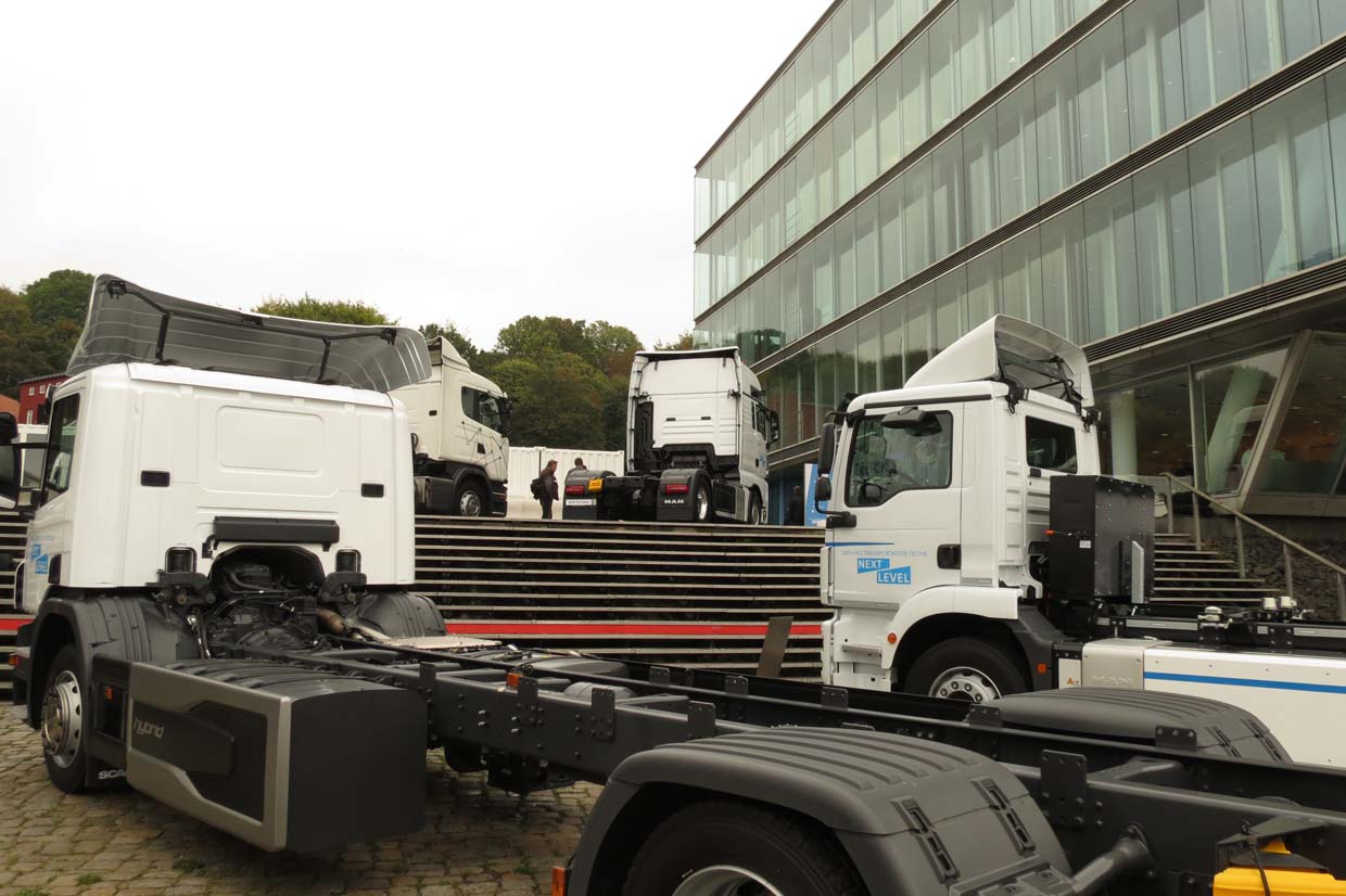 El Scania G Hybrid, diesel eléctrico, junto al MAN e TGM, totalmente eléctrico de 26 toneladas.
