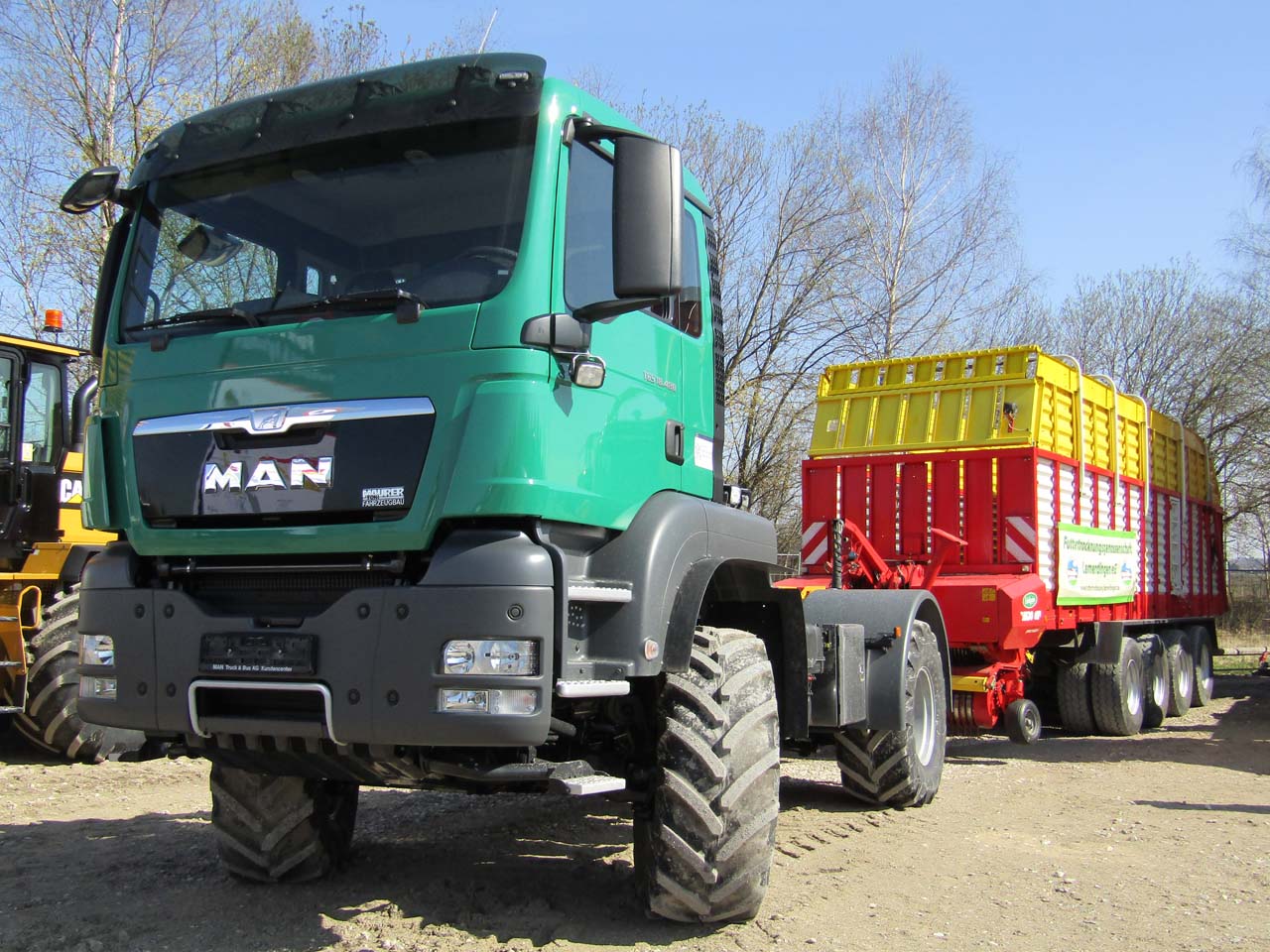 Los camiones, como este MAN TGS 4X4 tractora, tienen también mucho que decir en el ámbito de la agricultura.