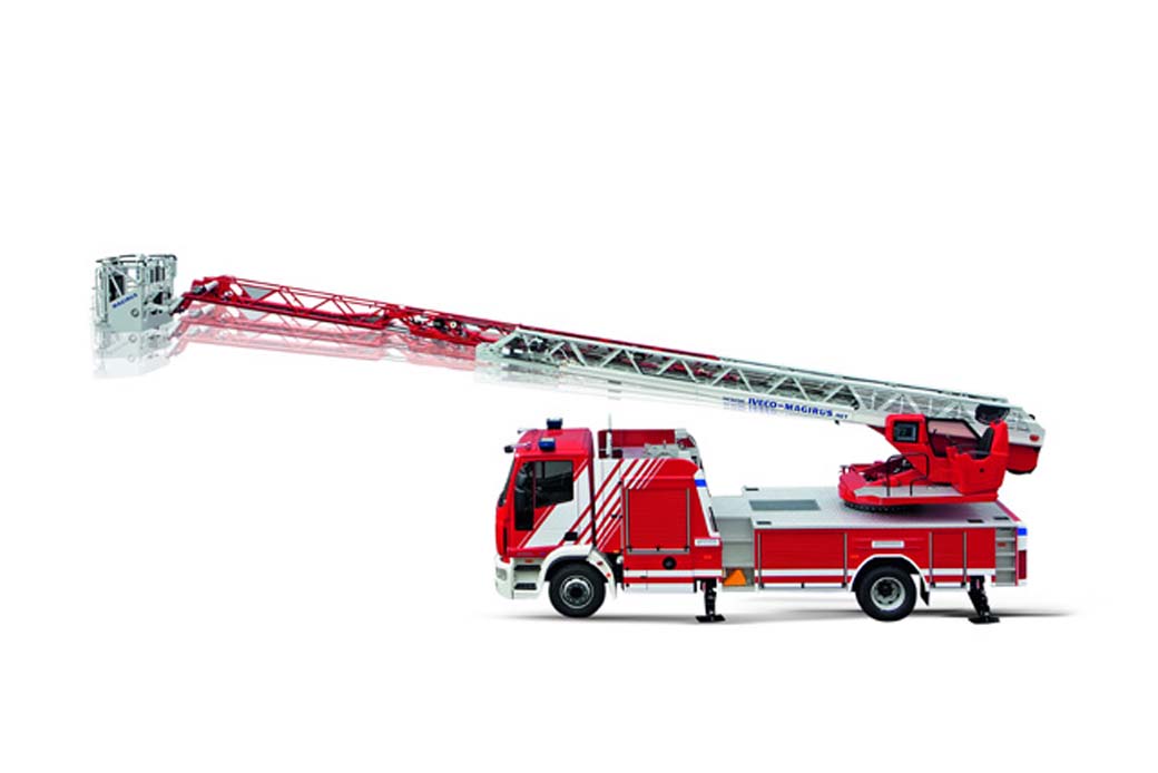 Magirus, marca que inventó la escalera autoportante de bomberos, forma parte del grupo CNH Industrial y es el gran protagonista entre los vehículos de extinción de incendios.