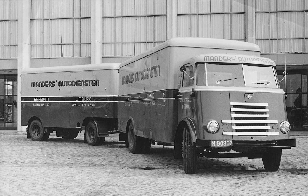 Desde el principio los DAF destacaron por un diseño moderno, con una cabina sobre el motor que podía equipar dormitorio.