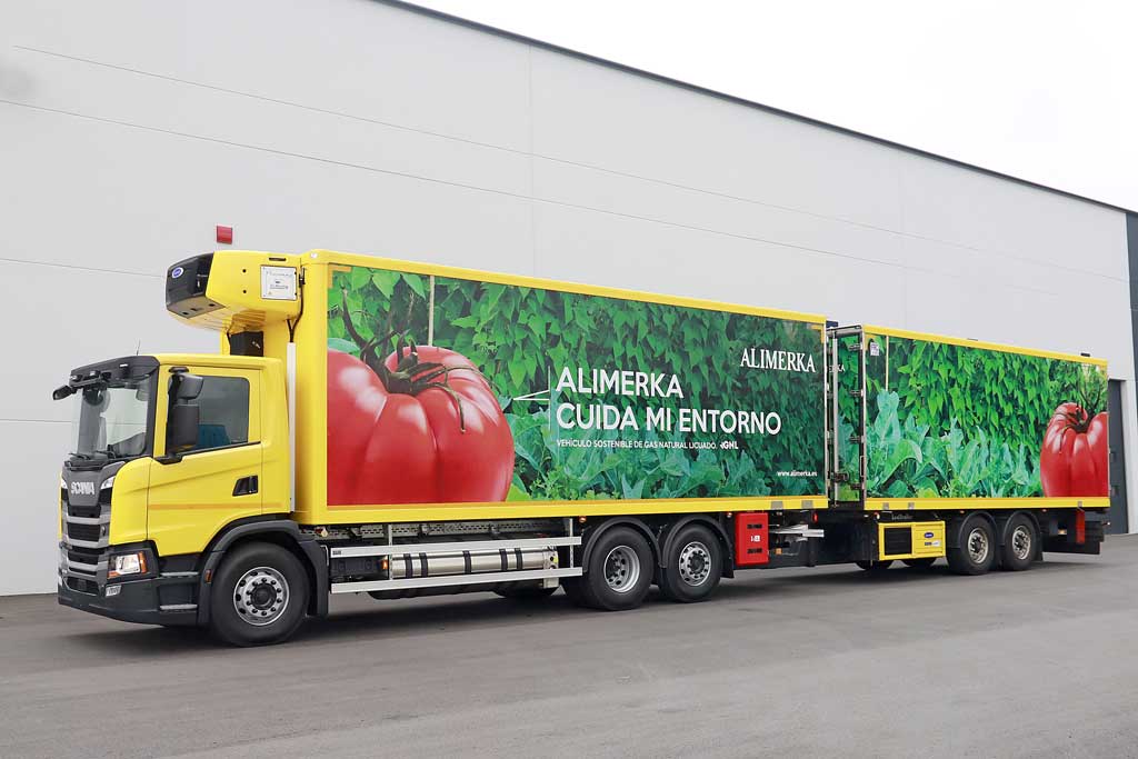 Nuevo camión remolcador de GNL de Alimerka