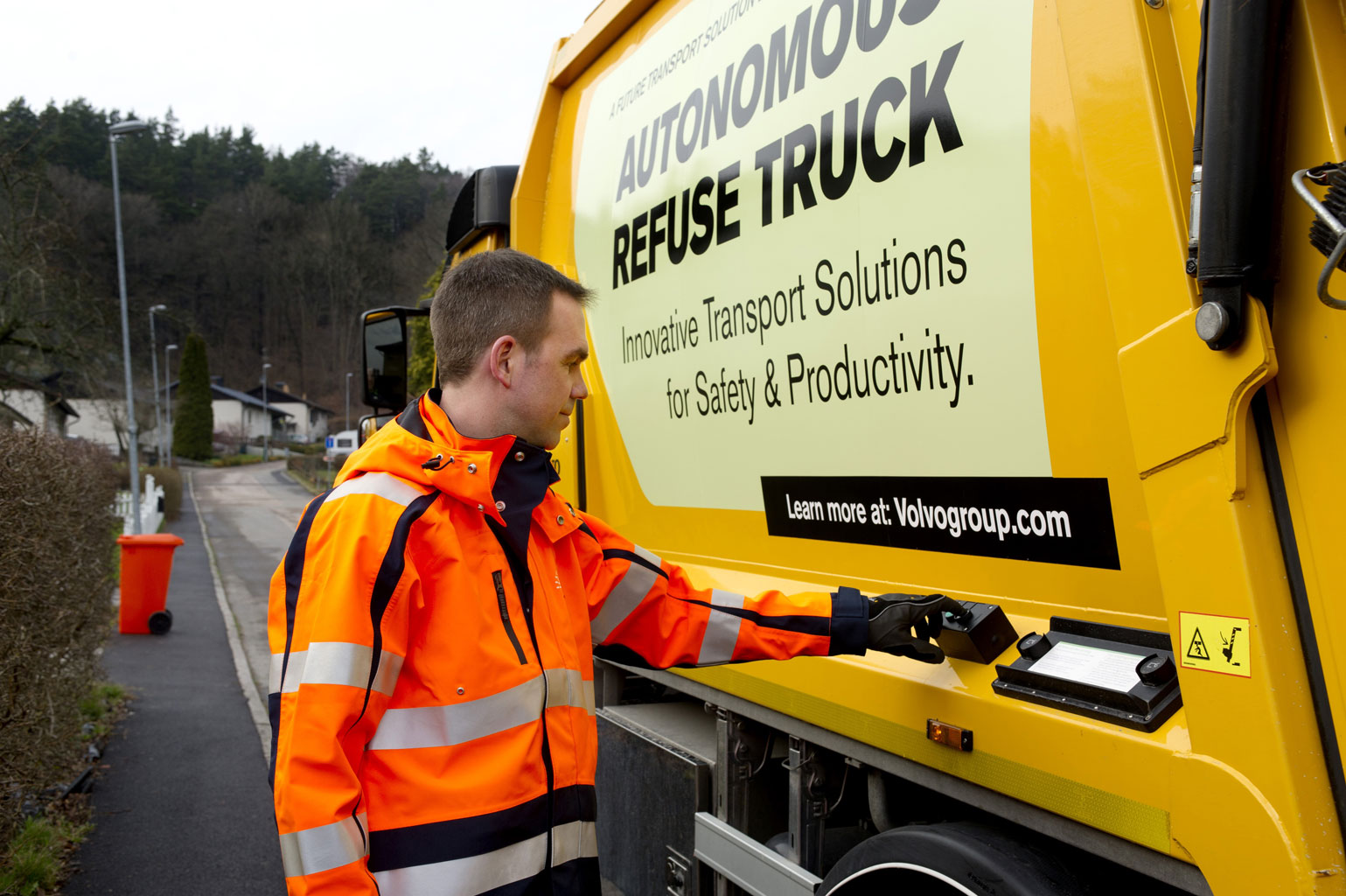 Volvo Trucks camion basura autonomo