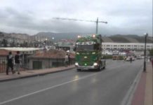 Vídeo desfile camiones clásicos, decorados y americanos concentración Torrelavega 2011