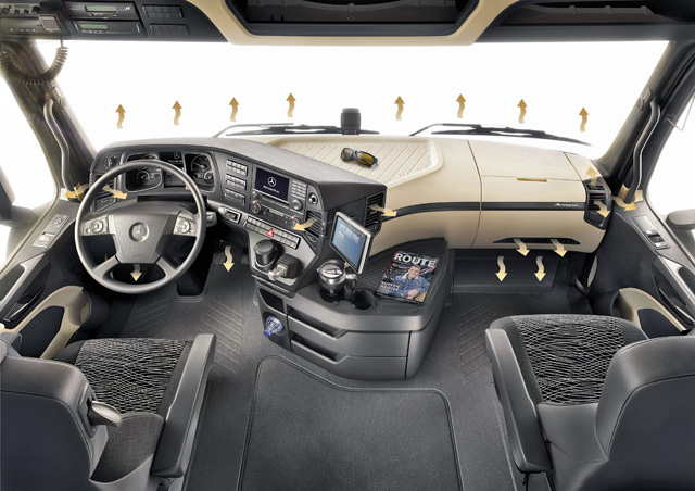 Interior del Mercedes Benz New Actros en su versión Gigaspace.