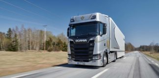 Vídeo Prueba Scania S 650 V8 Edición Especial 50 Aniversario Tractora Scania 650 V8 Edición Especial 50 Aniversario V8