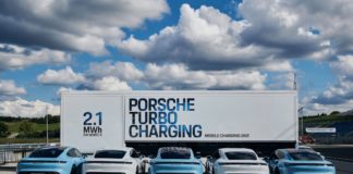 Los camiones de carga, una fuente móvil de energía para el Taycan Camiones de carga