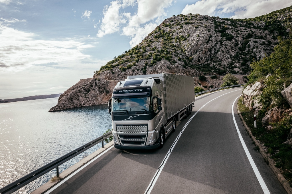Nuevo Volvo Trucks FH con I-Save